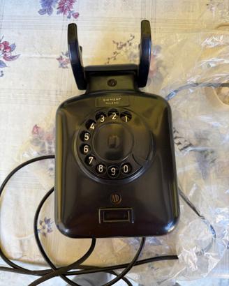Telefono a muro in bacalite nera anni 50/60