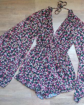 Tuta corta fiori maniche larghe schiena scoperta