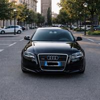Audi A3 nero 1.6 attraction