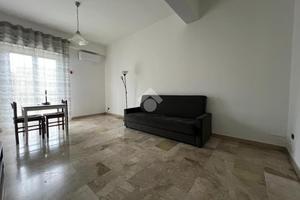 4 LOCALI A REGGIO DI CALABRIA