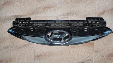 GRIGLIA PARAURTI ANTERIORE HYUNDAI IX20
