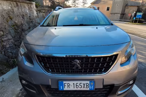 peugeot 2008 allure 1.2 110cv turbo benzina