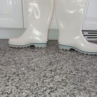 stivali antiscivolo anti infortunio nuovi