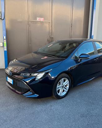 Toyota Corolla 1.8 Hybrid Business