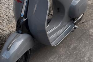 Vespa 50 special