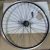 Cerchio 28" alluminio, sgancio rapido.