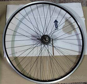 Cerchio 28" alluminio, sgancio rapido.