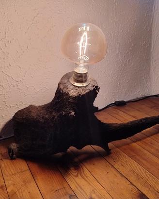 Lampada design tronco e ottone 