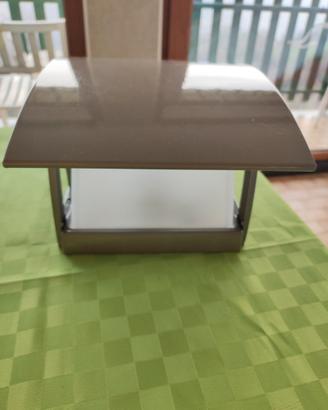 lampada da tavolo o da parete