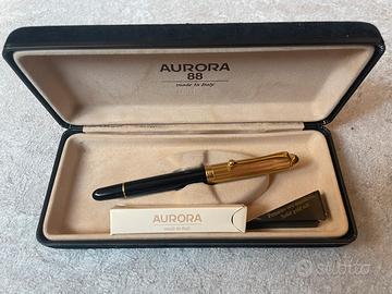 Penna Stilografica Aurora 88