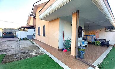 PORZIONE DI QUADRIFAMILIARE A ARDEA