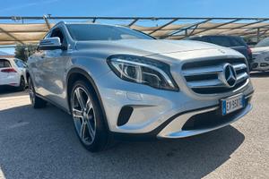 Mercedes GLA 220 4Matic Automatica