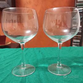 Set da due bicchieri di vetro (nuovi)