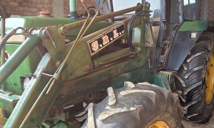 Trattore john Deere 30 40 con forcone