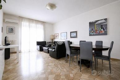 MONOLOCALE A VICENZA