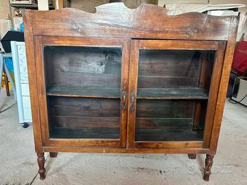 Vetrina credenza in legno