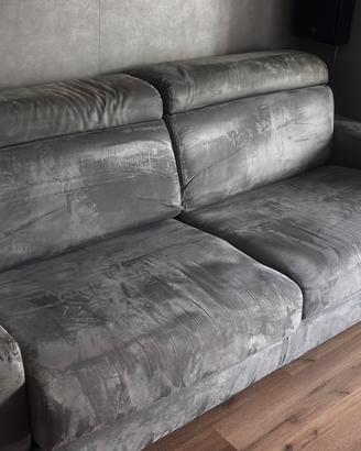Divano letto.