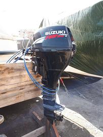Motore fuoribordo SUZUKY 15 HP