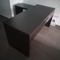Scrivania componibile  in 2 pezzi