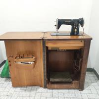 Macchina da cucire SINGER anni 70