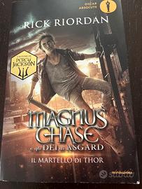 Libro magnus chase e gli dei di asgard