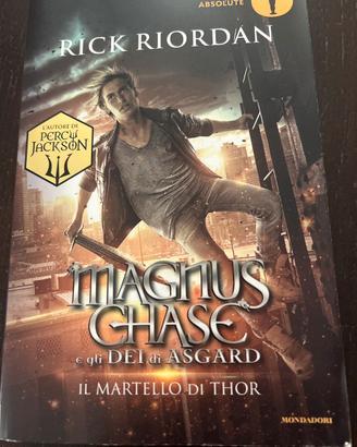 Libro magnus chase e gli dei di asgard