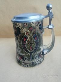 Boccale da birra in vetro con decori