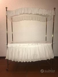 Letto a baldacchino vintage anni '60 in ottone