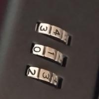 Cofanetto con combinazione