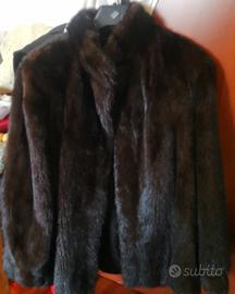 pelliccia di visone corta, nera, peli intere