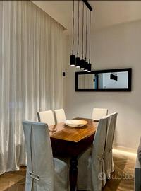 Tavolo  con gambe a cipolla completo di 6 sedie