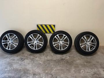 4 cerchi in lega 16” + gomme invernali Good Year