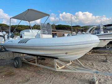 Yanmar Jet Tender 16 con Carrello