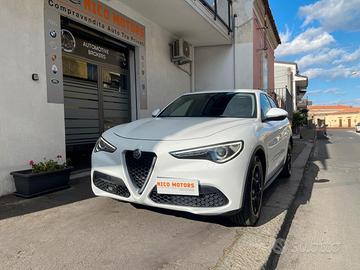 Alfa Romeo Stelvio 2.2 Turbodiesel 160 CV AT8 RWD 