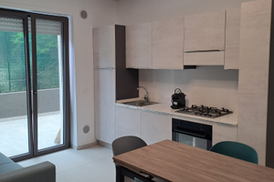 Appartamento nuovo con posto auto privato