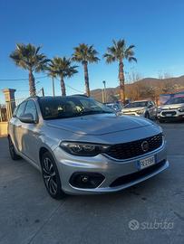 Fiat Tipo 1.6 Mjt S&S SW Lounge