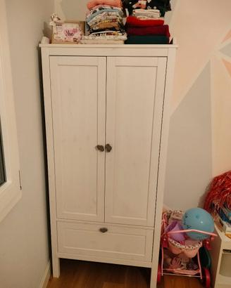 Armadio Sundvik IKEA bianco