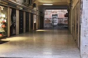 Locale Commerciale, Galleria Via Principe Umberto