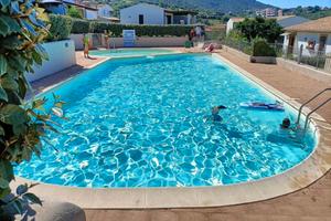 Villa Sardegna residence con piscina