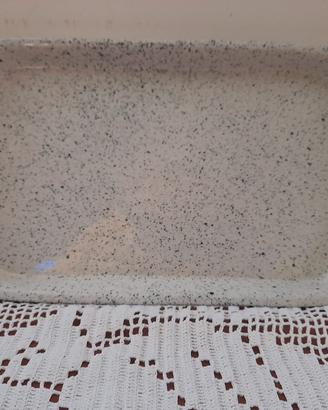 Vassoio da portata / Pirofila in ceramica puntinat