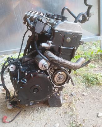 ricambi Suzuki  gsr 600 leggere in descrizione 