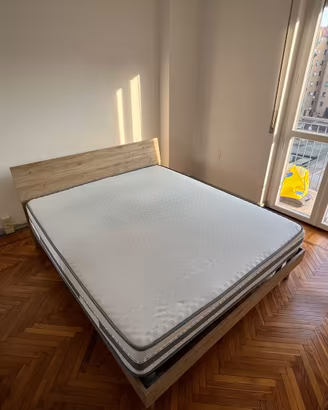 Letto matrimoniale( rete+materasso)