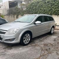 Opel Astra 1.7 cdti 101cv