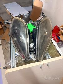 Fari per fiat grande punto sfondo nero