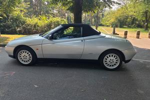 Alfa romeo GTV 2.0 16 v Twin Spark