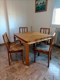 tavolo soggiorno allungabile + 4 sedie