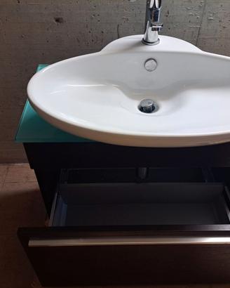 Mobile bagno con lavello