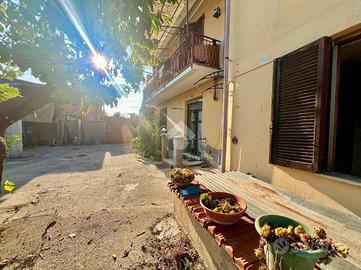 CASA SEMINDIPENDENTE A BUTTIGLIERA D'ASTI