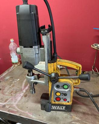 Trapano a colonna magnetico DeWalt D21620 – 1150W