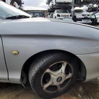 HYUNDAI COUPE TIBURON 2000 - PARAFANGO DESTRO